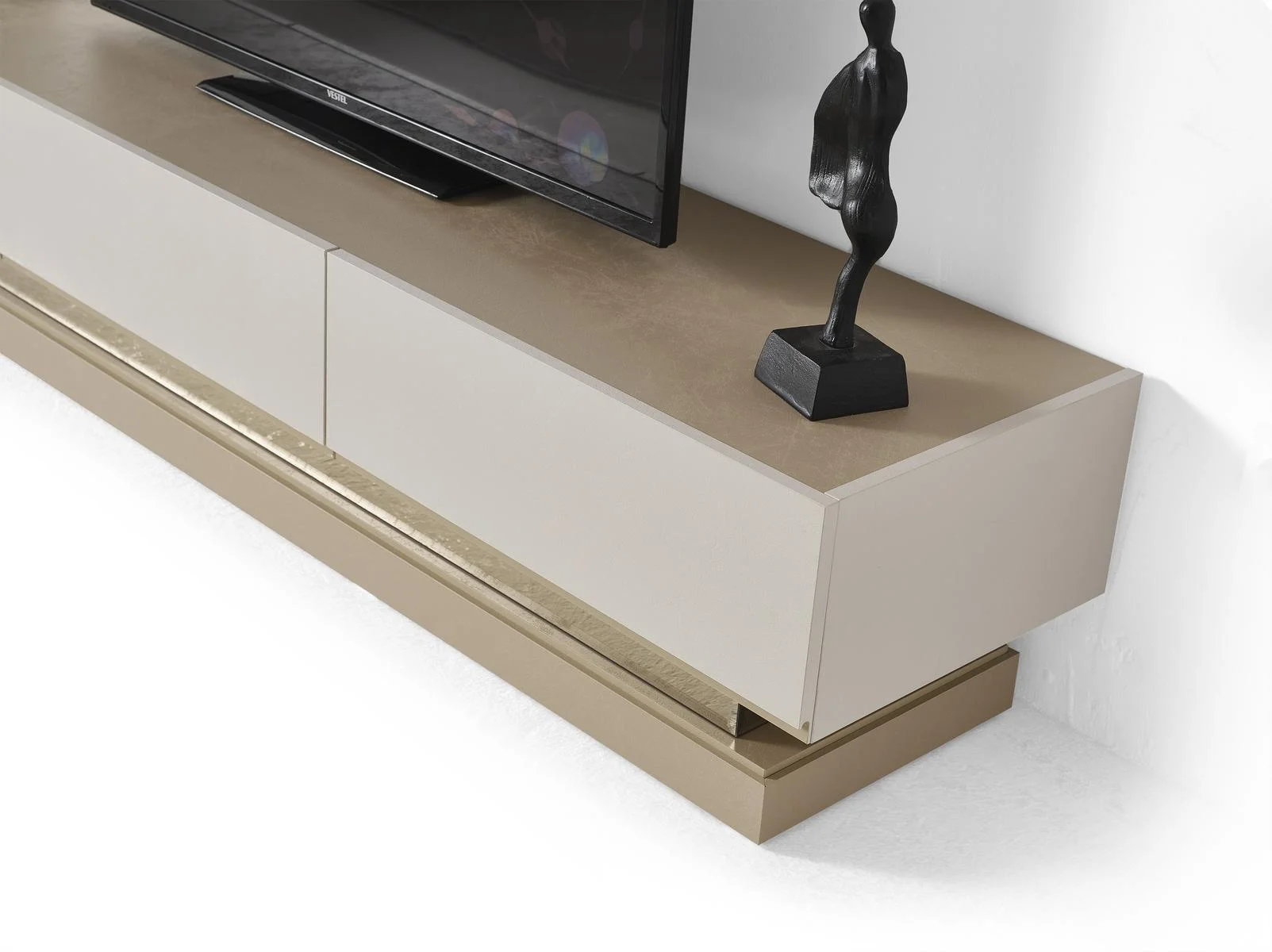 Elera Tv Ünitesi 4
