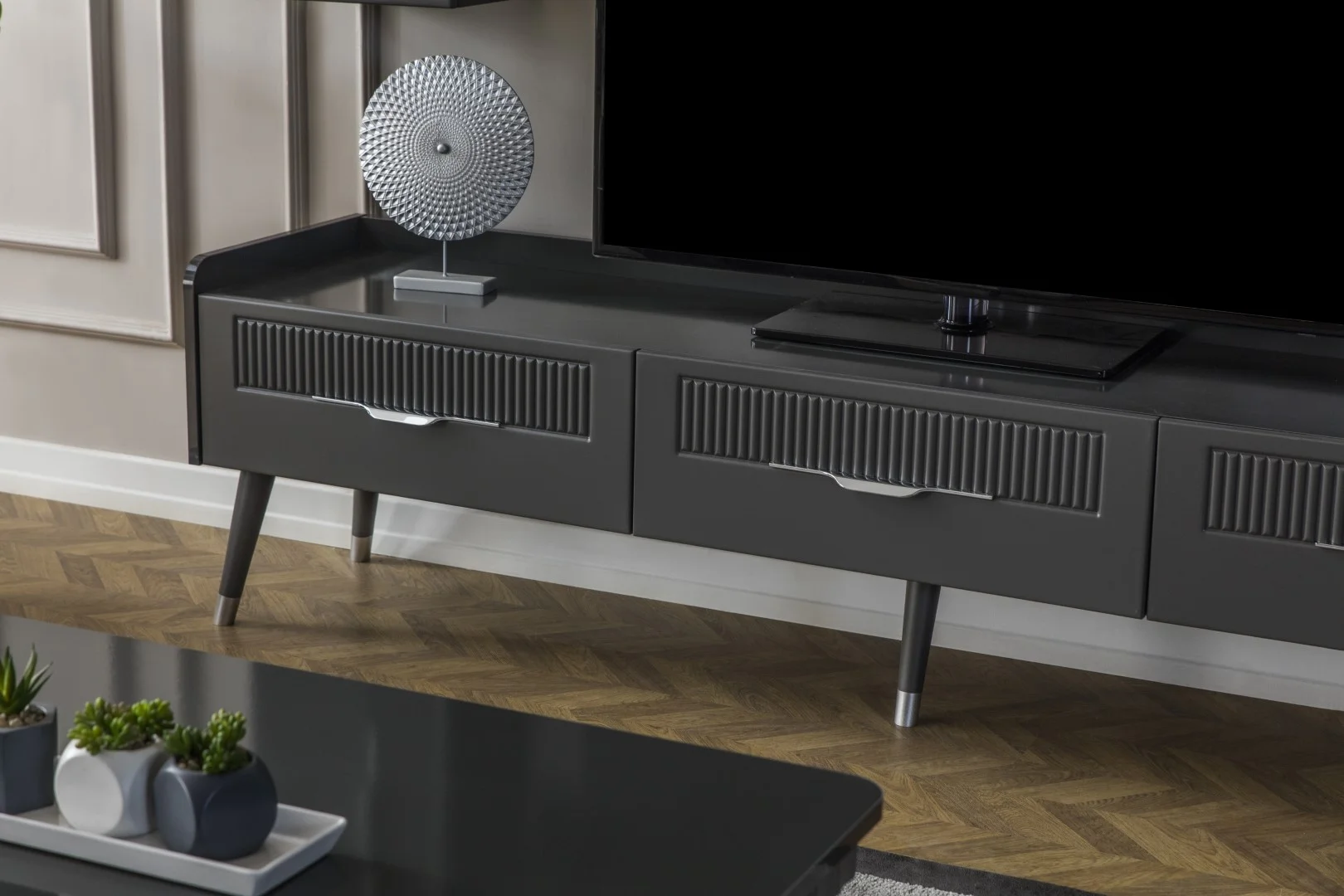 Tesla Tv Ünitesi -3 3